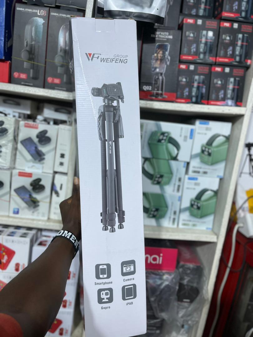 Weifeng tripod stand